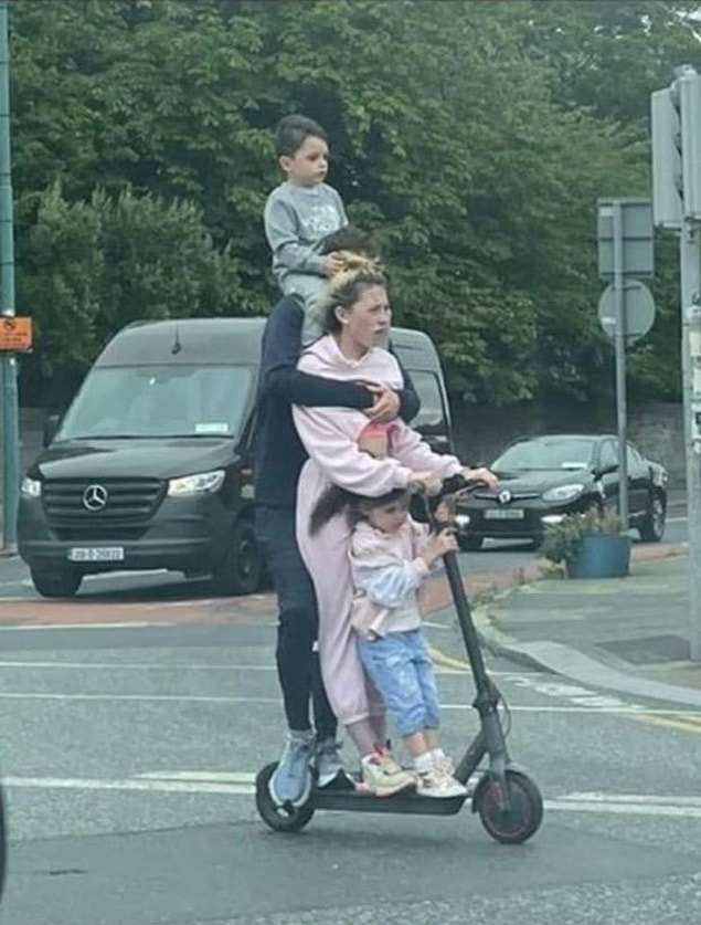 14. Ailece scooter keyfi.