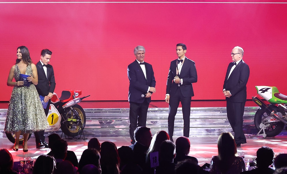 Dünya Superbike Şampiyonu Toprak Razgatlıoğlu, Ödülünü Monako'da Aldı
