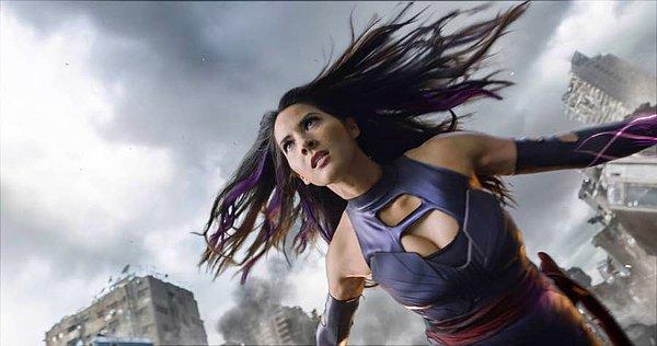 9. Olivia Munn, 'X-Men: Apocalypse' filminde Elizabeth Braddock/Psylocke'u canlandırdı.