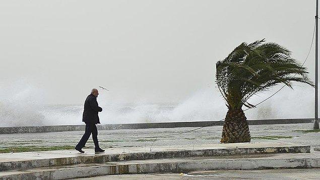 Batı ve Orta Akdeniz'de kuvvetli fırtına bekleniyor