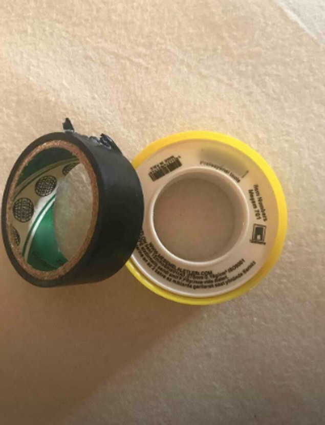 Çareyi elektrik bandında bulmuş kendisi. 😅
