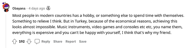 Konu bilgilendirmeden çok Türk öğrencinin dertlerini anlattığı bir sohbete dönüştü.