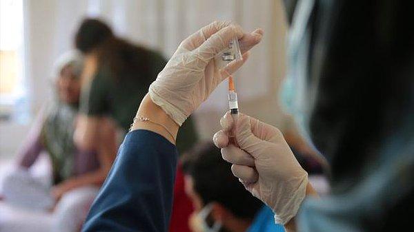 'Aşı bulaşmayı yüzde 100 engellemiyor'