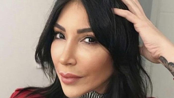 Hande Yener'in Tercih Ettiği Kalça Dekolteli Pantolonu Olay Oldu!