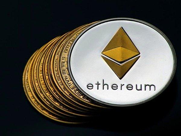 Ethereum (ETH), yükselişinde Bitcoin'i geride bıraktı!