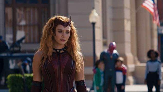 36. Elizabeth Olsen, Marvel evreninde Wanda Maximoff/Scarlet Witch'i canlandırıyor.