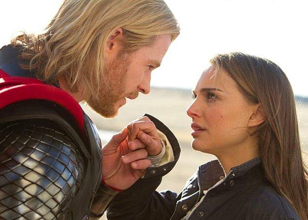 Fakat 'Thor: the Dark World' filminde Natalie bazı sahnelerin tekrar çekimi için müsait değildi. Bu nedenle bazı öpüşme sahnelerinde Chris Hemsworth'un eşi Elsa Pataky, Natalie'nin dublörlüğünü yaptı.