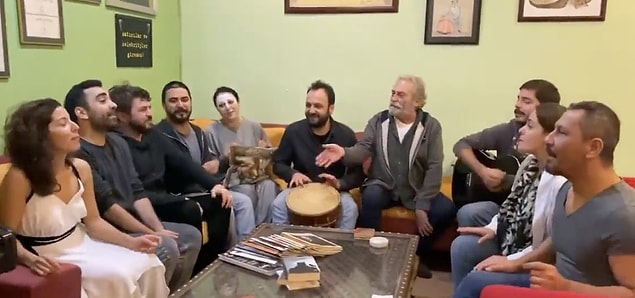 Haluk Bilginer ve Oyun Atölyesi ekibi de konuşmayı tiye alan eğlenceli bir video hazırlamıştı. Klip kısa sürede sosyal medyada gündem olmuştu.