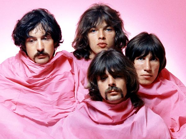 The Tea Set, Pink Floyd’un önceki isimlerinden birisidir.