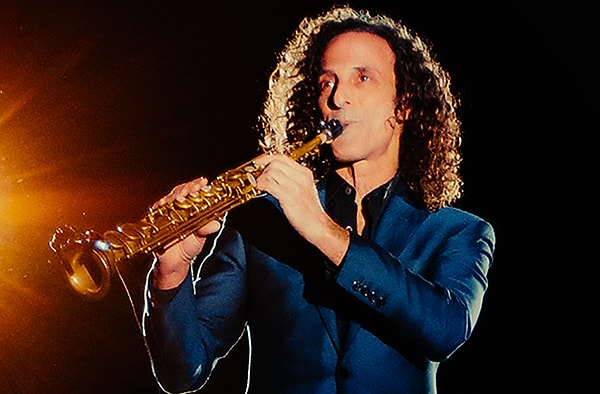 18. Kenny G, Starbucks'ın ilk yatırımcılarından biriydi ve yaptığı yatırım sayesinde müzik kariyerinden daha fazla para kazanmıştır.