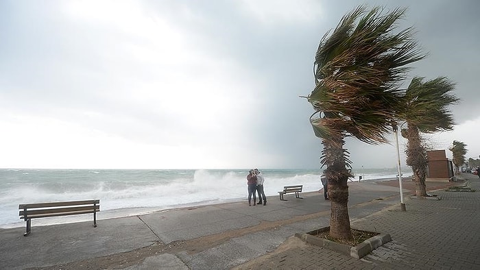 Fırtına Geliyor! Meteoroloji'den 25 Kent İçin Sarı ve Turuncu Kodlu Uyarı