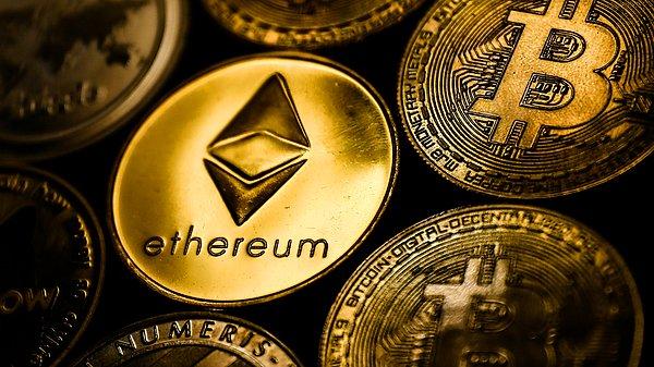 Profesyonellere göre Ethereum (ETH), Bitcoin'den daha iyi performans gösteriyor!