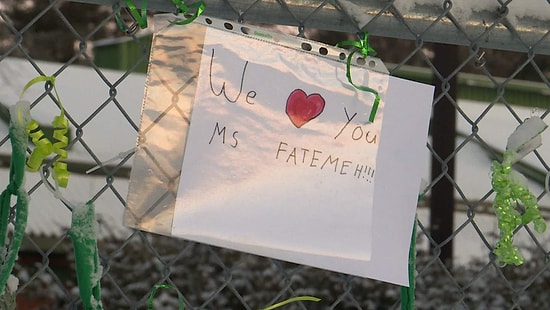 Başörtüsü Takan Öğretmen Önce Dersten Çıkartıldı Sonra Görevden Alındı