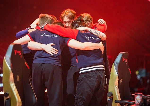 Valorant Masters'ın şampiyonu Gambit Esports, Valorant Champions'da şampiyonluğu son anda kaybetti.