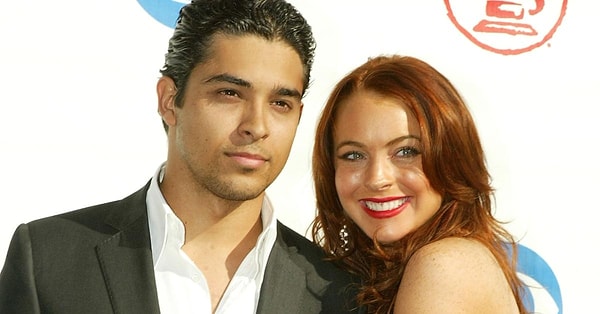 6. 2000'li yılların en hızlı çapkınlarından Wilmer Valderrama 24 yaşındayken 17 yaşındaki yıldız isim Lindsay Lohan ile çıkmıştı.