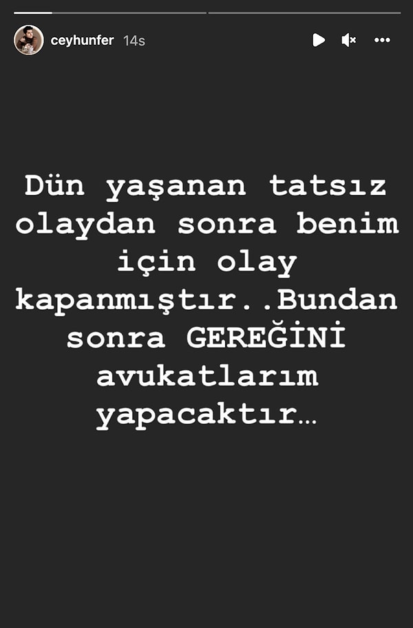 Kaşı yarılan ve hastanelik olan oyuncu, sosyal medya hesabından yaptığı paylaşımda "Darp edildim, bundan sonra gereğini avukatlarım yapacak" dedi.