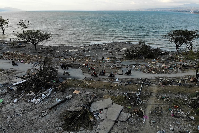 Tsunami Uyarısı Yapıldı: Endonezya'da 7.3 Büyüklüğünde Deprem