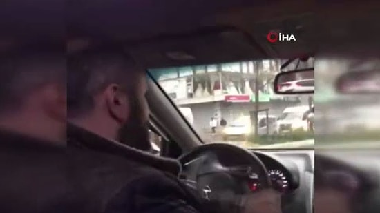 'Araç Muayenem Var, İner misin?' Dediği Yolcuyu Araçtan İndirmeye Çalışan Taksici
