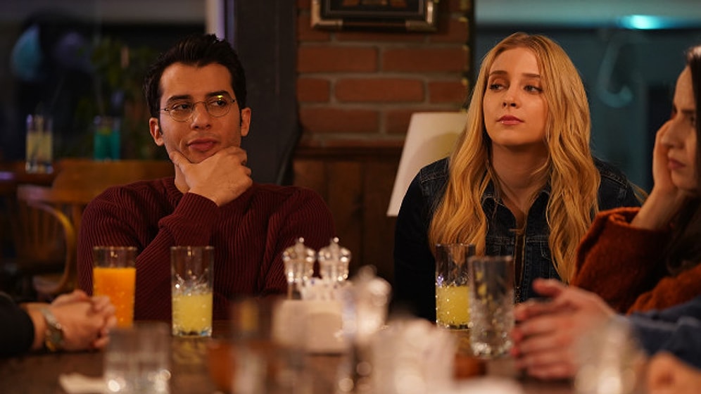 Hayal Köseoğlu Mahkum Dizisinde Sasha Karakteriyle Ekranlara Çıkıyor! Hayal Köseoğlu Kimdir? Kaç Yaşında?