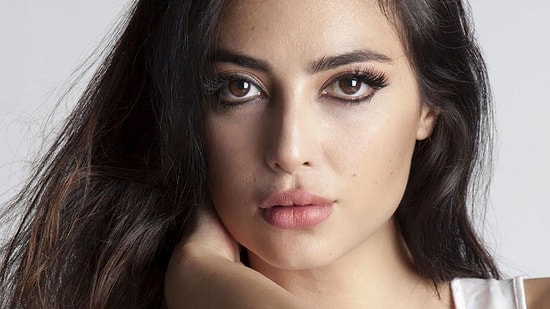 Melek İpek Yalova, Mahkum’un Kadrosunda! Mahkum'un Büge'si Melek İpek Yalova Kimdir, Kaç Yaşında?