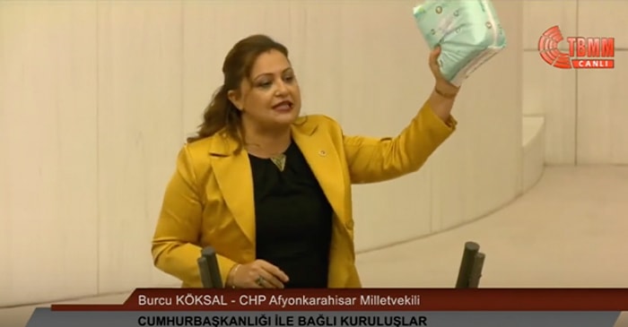 CHP'li Vekil Kürsüye Bebek Beziyle Çıktı: 'Sizin Çocuklarınız Mercedeslerde Pudra Çekerken...'