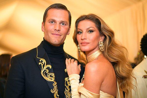 10. Tom Brady, model eşi Gisele Bündchen'in ebeveynleriyle beraber özel bir jet tutarak beyaz güller ve şampanya eşliğinde evlenme teklifi etti.