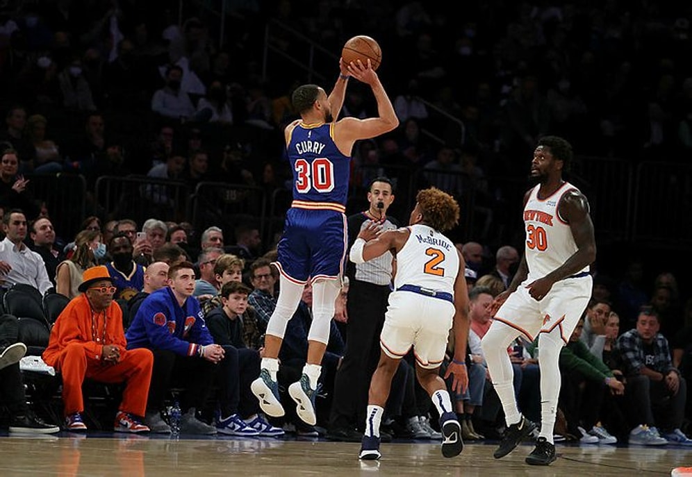 Stephen Curry NBA Tarihine Geçti! Ray Allen'ı Geçen Curry, Üçlük Rekorunun Yeni Sahibi Oldu