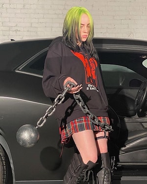 Billie Eilish 11 Yaşında Cinsel İçerikli Filmler İzlemeye Başlamasının ...