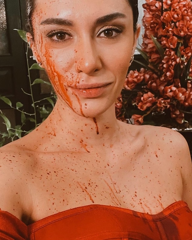 26. Hande Doğandemir