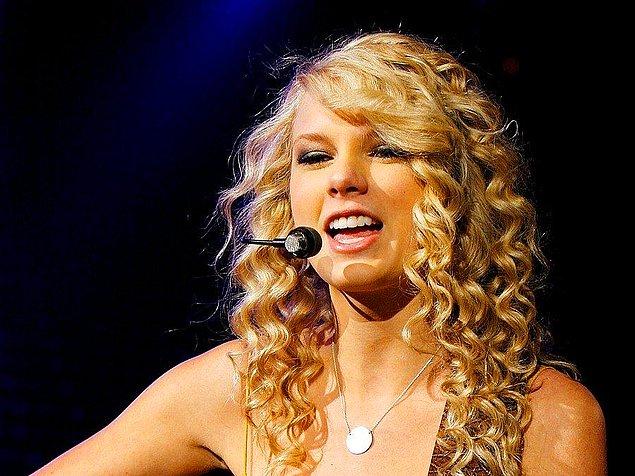 6. Taylor Swift - 89.648.328 takipçi