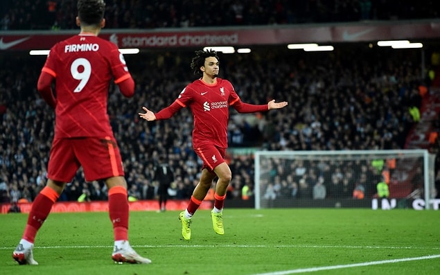 Ev sahibi takım 7'de Shelvey'nin golüyle geriye düşse de maçı çevirdi ve 3-1 galip ayrıldı.