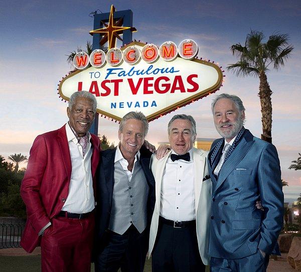 O film ise kadrosu adeta yıldızlar geçidi gibi olan 2013 yapımı Last Vegas!