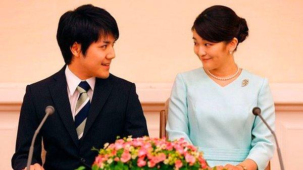 Maalesef Japonya'da durumlar böyle değil. Kraliyet aile üyesi olan bir kadının halktan biri ile evlenmeye izni yok.