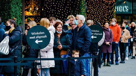 Hollanda'da Omicron Alarmı: 4 Hafta Tam Kapanma Uygulanacak