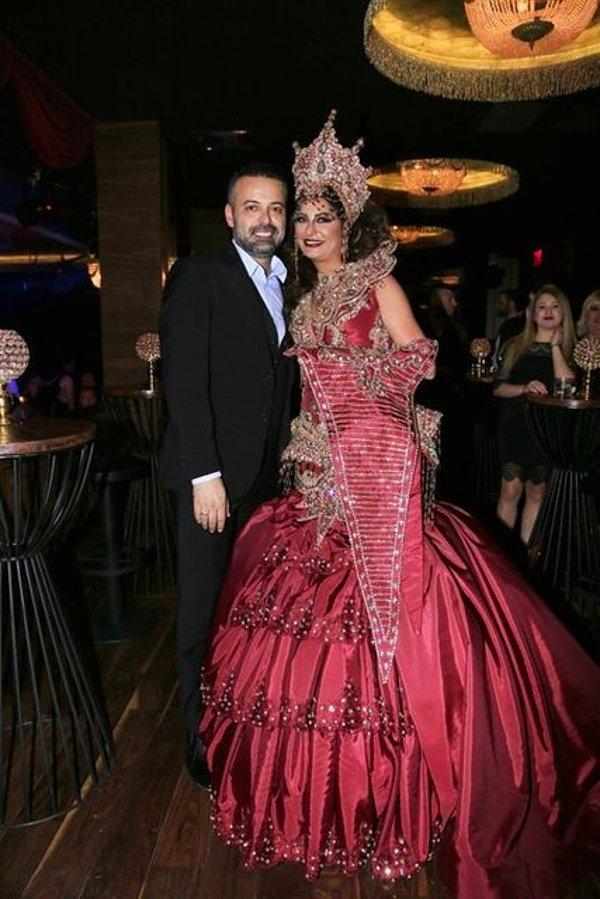 Süreyya Yalçın, sosyetik ünlüler arasında ilk akla gelen isimlerden. Her hamlesi bir olay olan Yalçın'ın 2016 yılında 100 kg'lık bir sultan elbisesiyle kına gecesi yapmıştı.