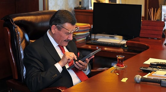 Melih Gökçek, Görevden Alınmadan Hemen Önce Belediye Bütçesinden Ödediği 'Acil' Mobilyaları Konutuna Taşıtmış!