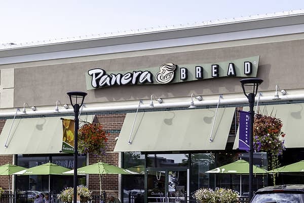 11. «Я работал в Panera Bread и могу сказать вам, что все супы - абсолютно все - доставляются в ресторан замороженными и в пластиковых пакетах».