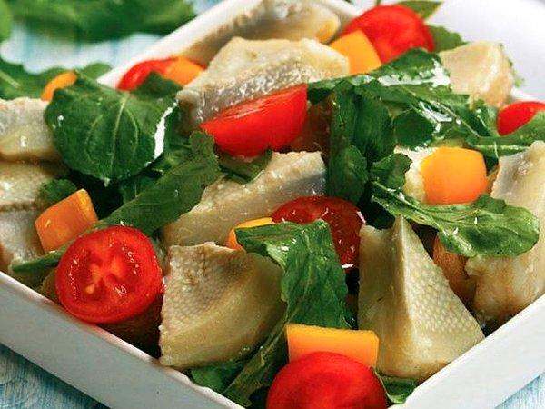 6. Avokadolu Enginar Salatası