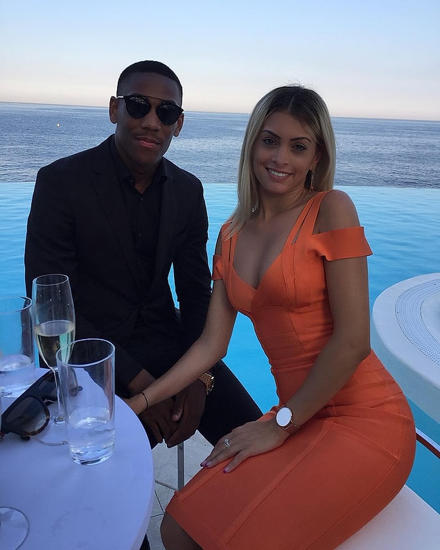 4. Anthony Martial'ın eşi Melanie Martial'ın Instagram kazancı 104 bin sterlin.