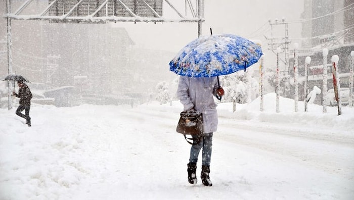 Sıcaklıklar Düşmeye Devam Ediyor: Meteoroloji'den Yoğun Kar Uyarısı