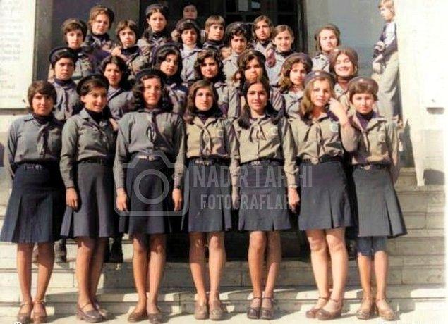 23. Kız öğrenciler, Konya, 1975.