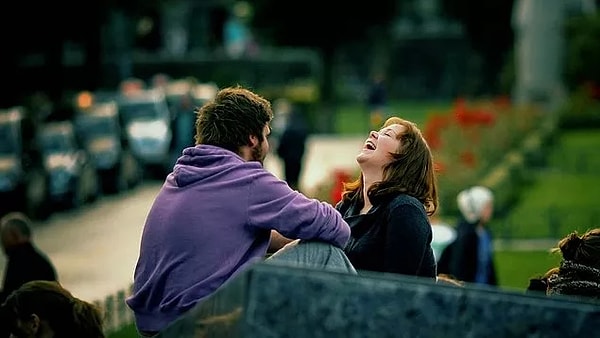 16. Birbirinizin gün içinde yaşadıklarıyla ilgilenin.