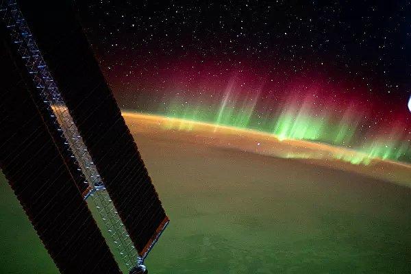 Uluslararası Uzay İstasyonu'ndan çekilen Kutup ışıkları görüntüsü