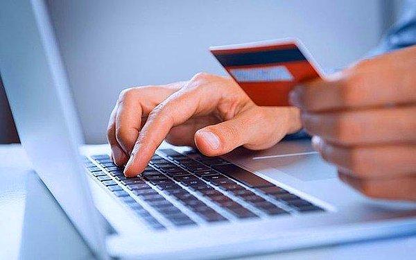 13. Bankalararası Kart Merkezi verilerine göre, kasım ayında internetten kartlı ödemeler geçen yılın aynı dönemine kıyasla yüzde 90 artışla 55 milyar TL’yi geçti.