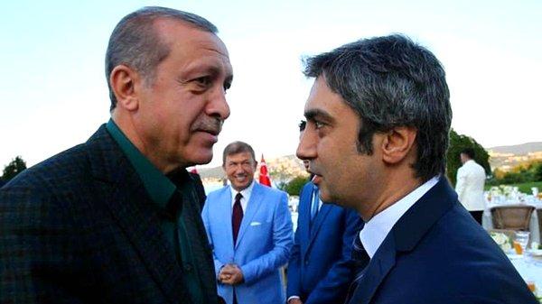 Bir filmin özel gösterimine ilk kez bir başbakan katıldı. Kurtlar Vadisi Irak filmini dönemin başbakanı Erdoğan, Pana Filmin merkezinde özel gösterimle vizyona girmeden izledi.
