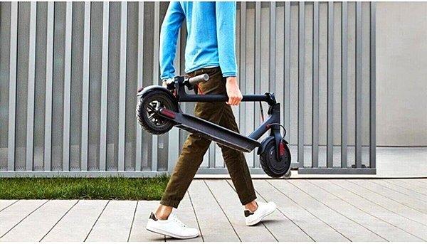 10. MİPAO katlanabilir elektrikli scooter
