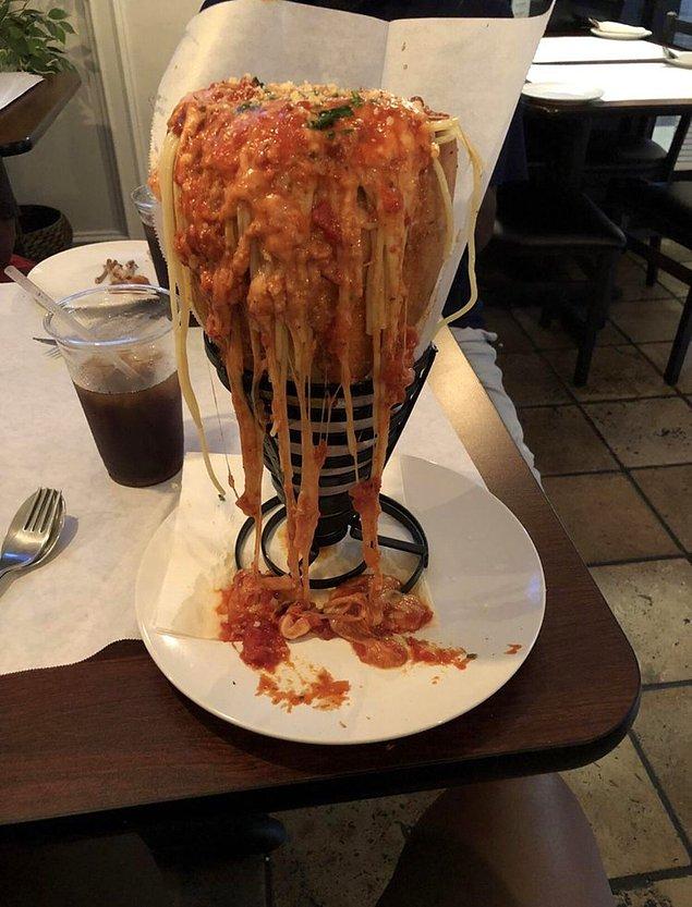 22. "Külahta bolonez spagetti."