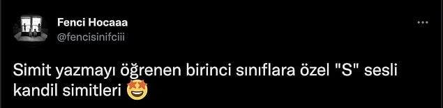 Şimdi ise yine bir köy okulunda görev yapan öğretmenimiz var. Kendisi 1. sınıflara okuma yazmayı öğretirken bir yandan da harflere uygun yiyecekler yapıyor. Mesela simitin S'si.