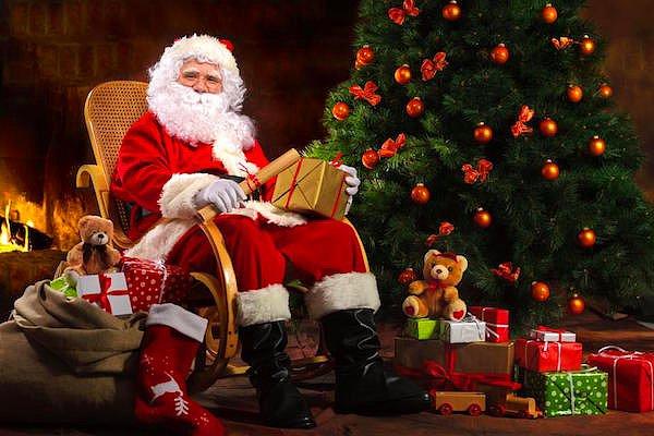 İsa'nın doğumunun kutlanıldığı bir Hristiyan bayramı olan Noel'in ABD'de federal bayram olarak kutlanacağı ilan edildi.