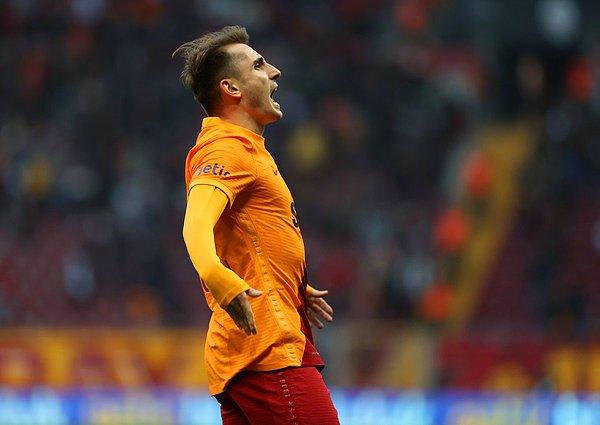 Sarı-kırmızılı ekibe galibiyeti getiren goller 45+1. dakikada Feghouli ve 52. dakikada Kerem Aktürkoğlu'ndan geldi.